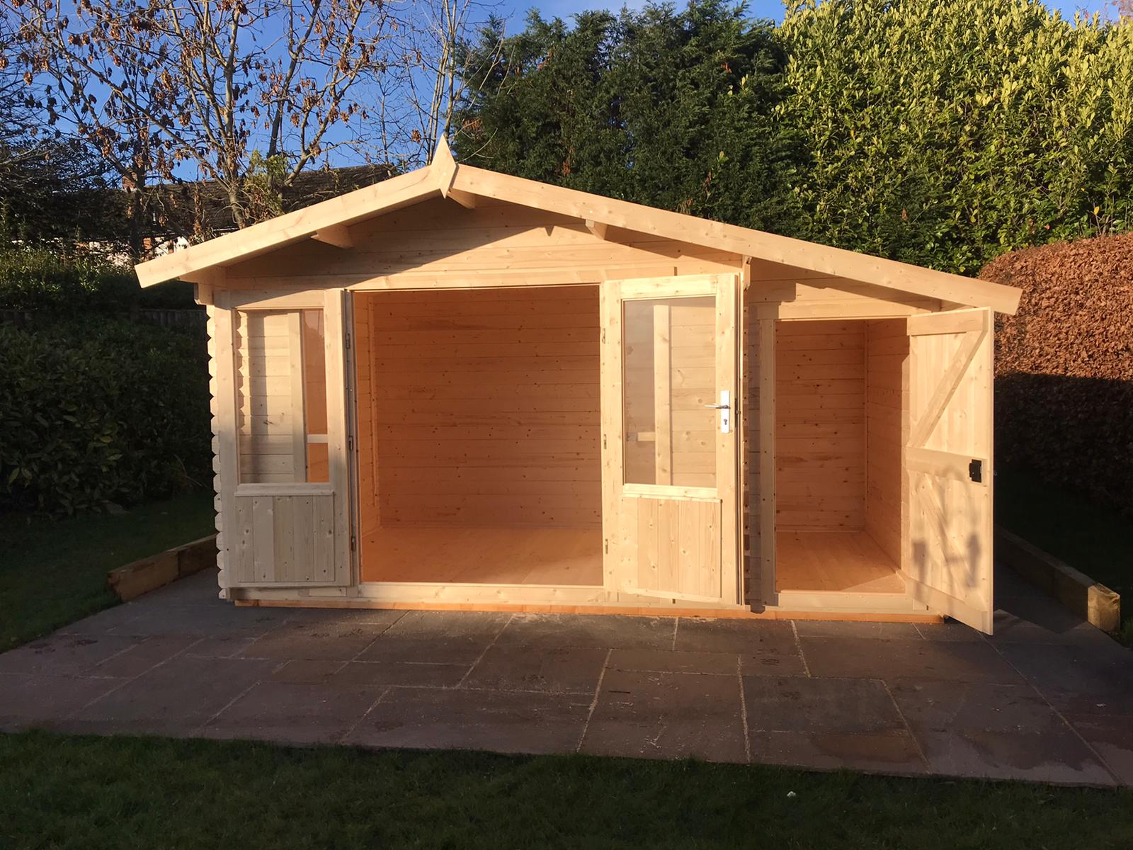 Apex Combi - 28mm - 8ft x 14ft