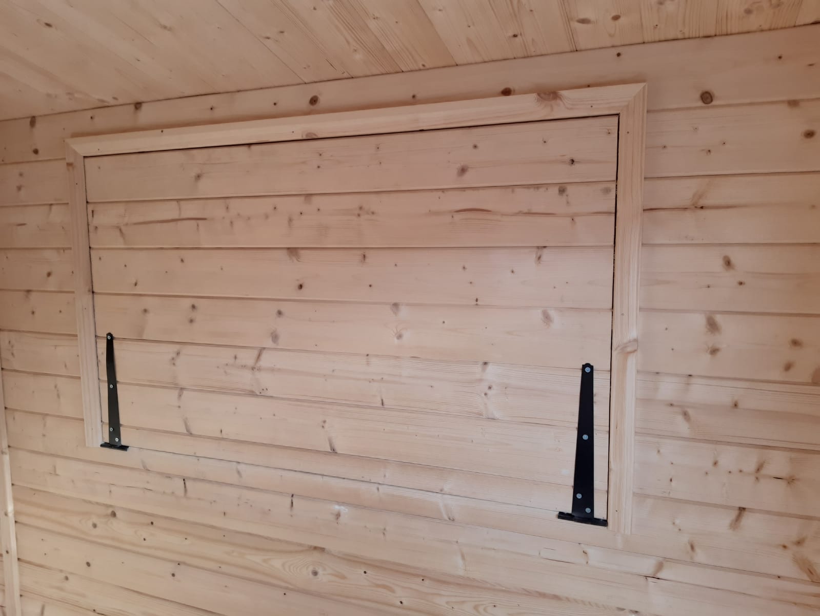 Apex Combi - 28mm - 8ft x 14ft