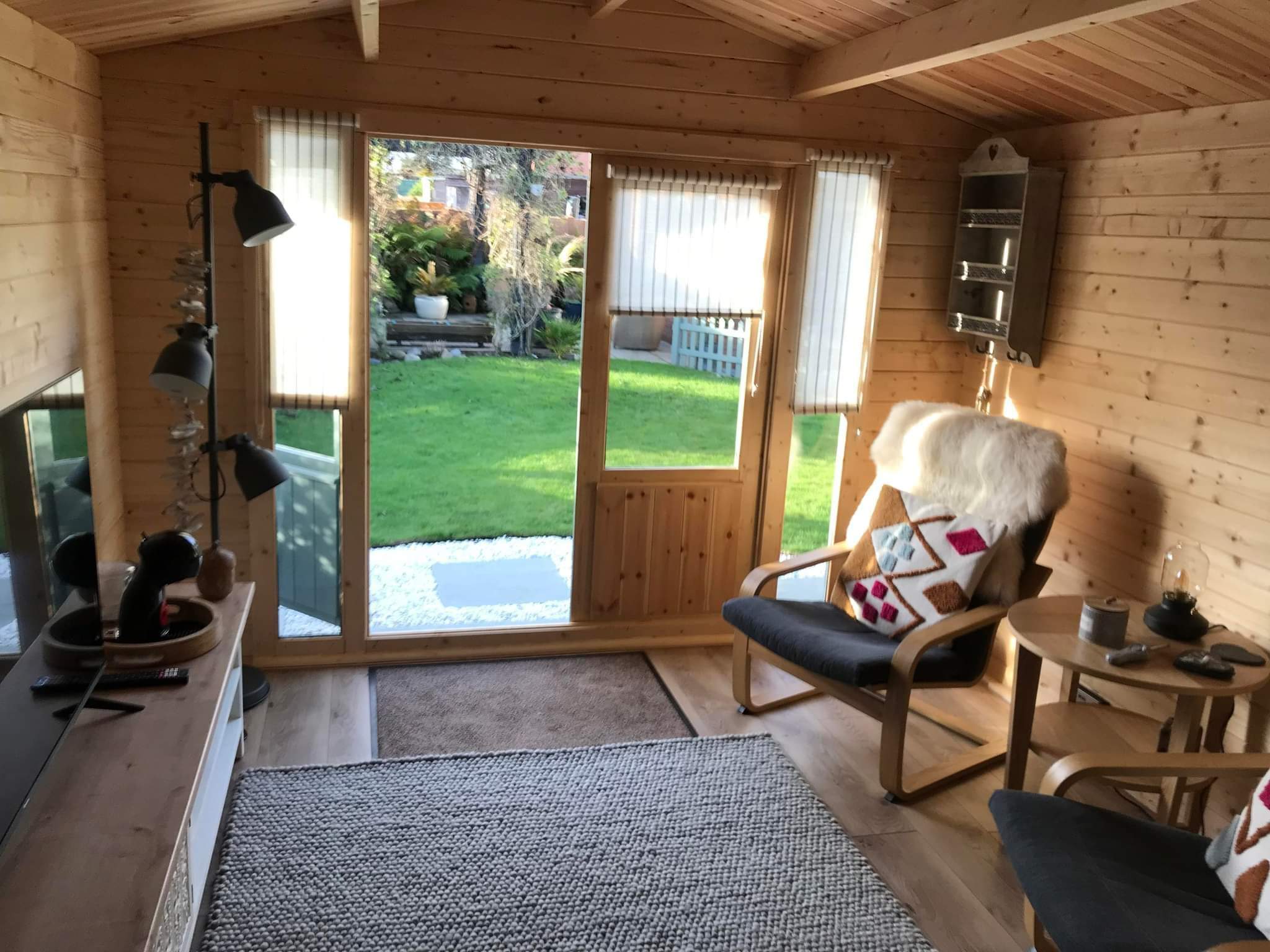 Contemporary Summer House - 28mm - 14ft x 10ft